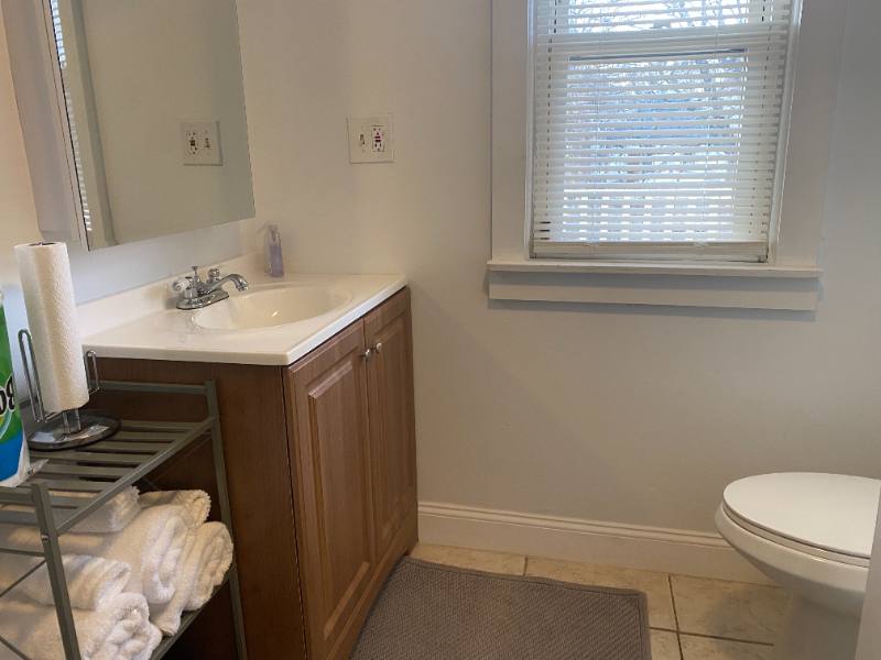 Apartment for rent at 105-107 Evergreen Ave #2, Hartford, CT 06105