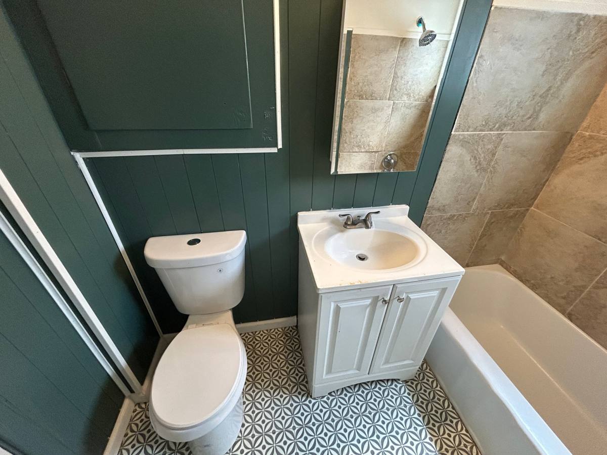 House for rent at 3430 E 73rd St, Cleveland, OH 44127