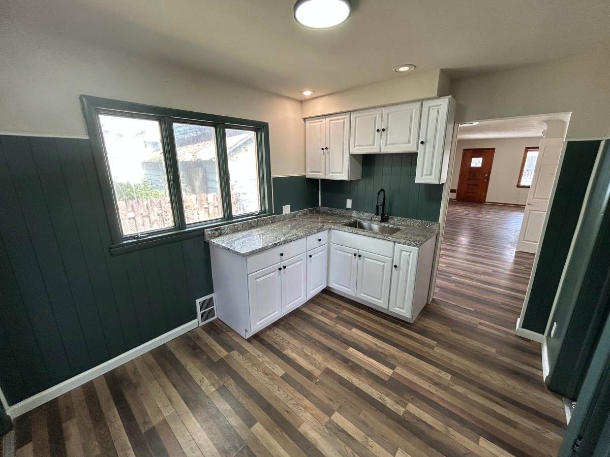 House for rent at 3430 E 73rd St, Cleveland, OH 44127