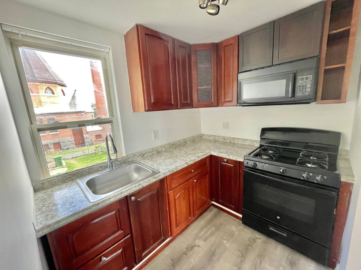 Apartment for rent at 84 Willow St #FL 2, Cohoes, NY 12047
