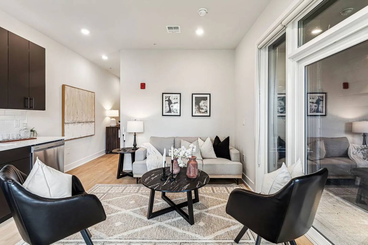 Apartment for rent at 6910 Ridge Ave #A1, Philadelphia, PA 19128