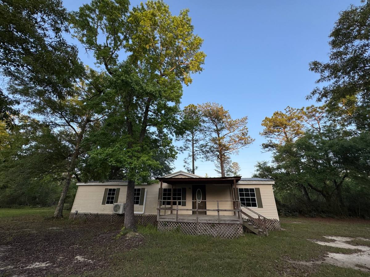 House for rent at 286B Vestry Rd, Perkinston, MS 39573