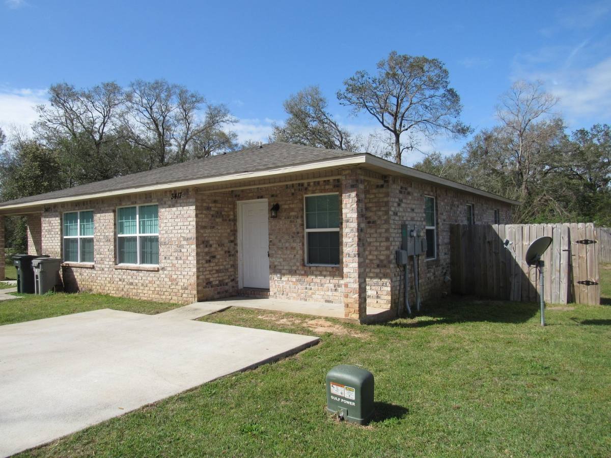 Townhouse for rent at 3417 W Fisher St #C, Pensacola, FL 32505
