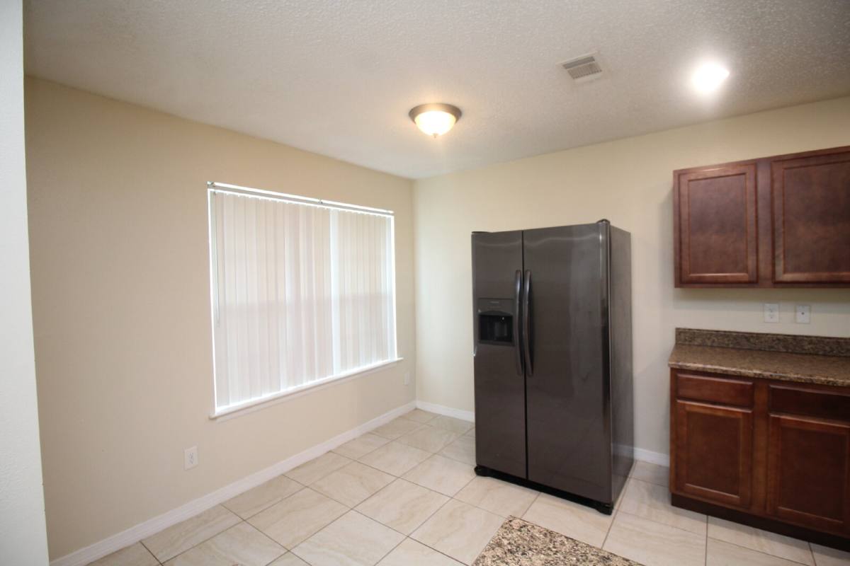 Townhouse for rent at 3417 W Fisher St #C, Pensacola, FL 32505