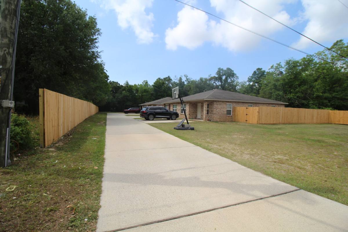 Townhouse for rent at 3417 W Fisher St #C, Pensacola, FL 32505