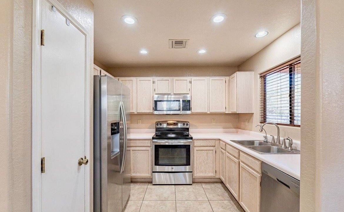 House for rent at 8527 N Spring Creek Dr, Tucson, AZ 85742
