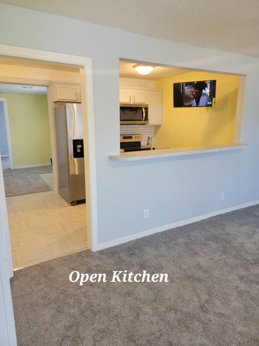 House for rent at 2154 S Seneca St, Wichita, KS 67213