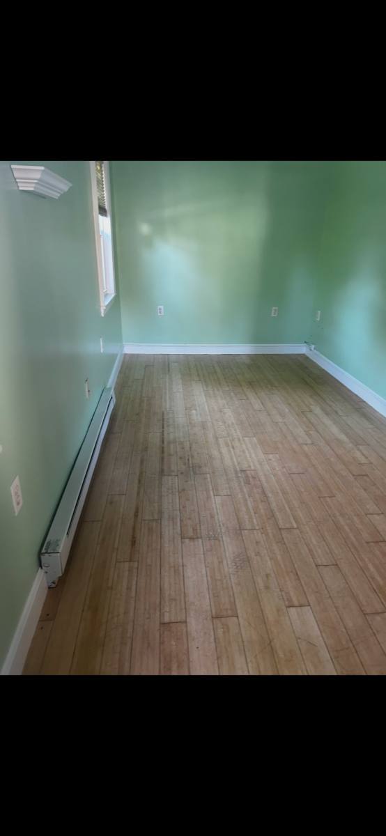 Townhouse for rent at 15 Corwin Ave, Warwick, RI 02889