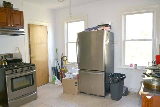 Apartment for rent at 209 Fourth St #2, Providence, RI 02906
