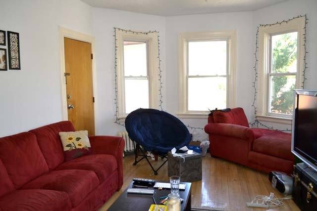 Apartment for rent at 209 Fourth St #2, Providence, RI 02906