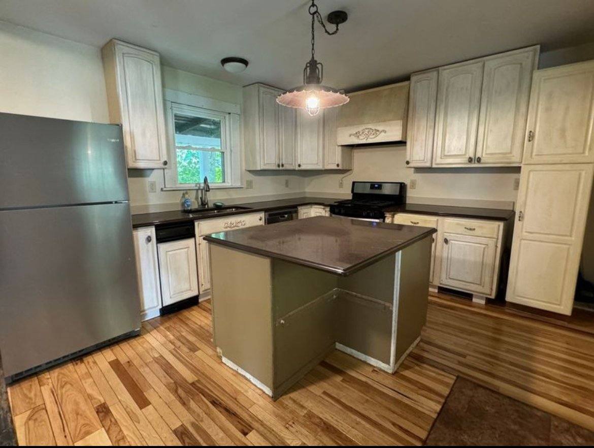 Townhouse for rent at 78 Elm St, Potsdam, NY 13676