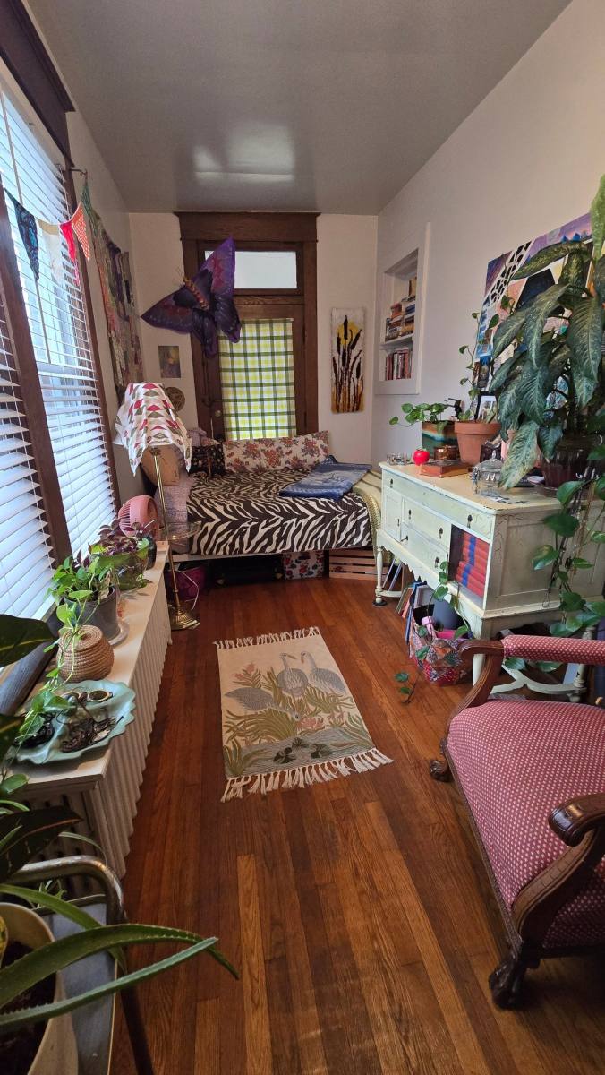 Apartment for rent at 401 Washington Ave SW, Roanoke, VA 24016