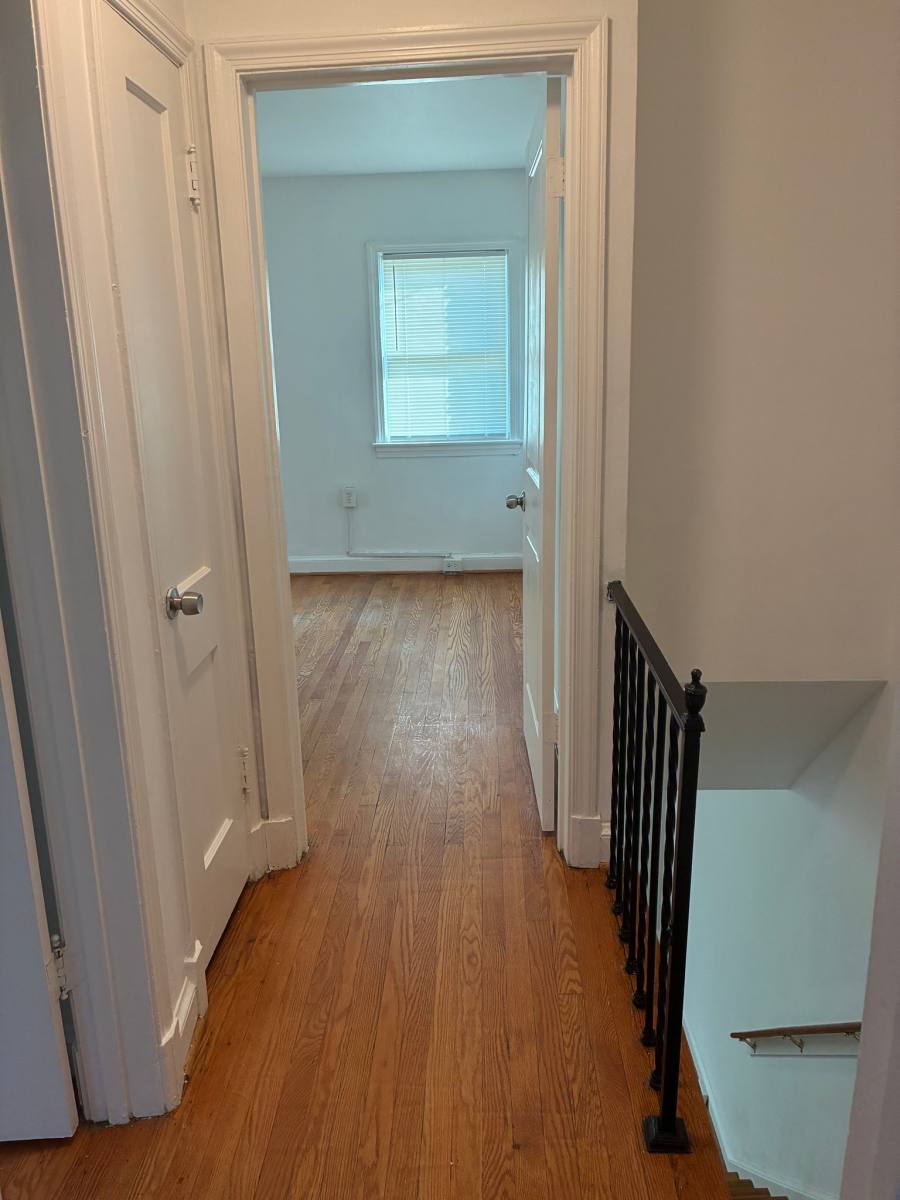 Townhouse for rent at 425 Oakwood St SE, Washington, DC 20032