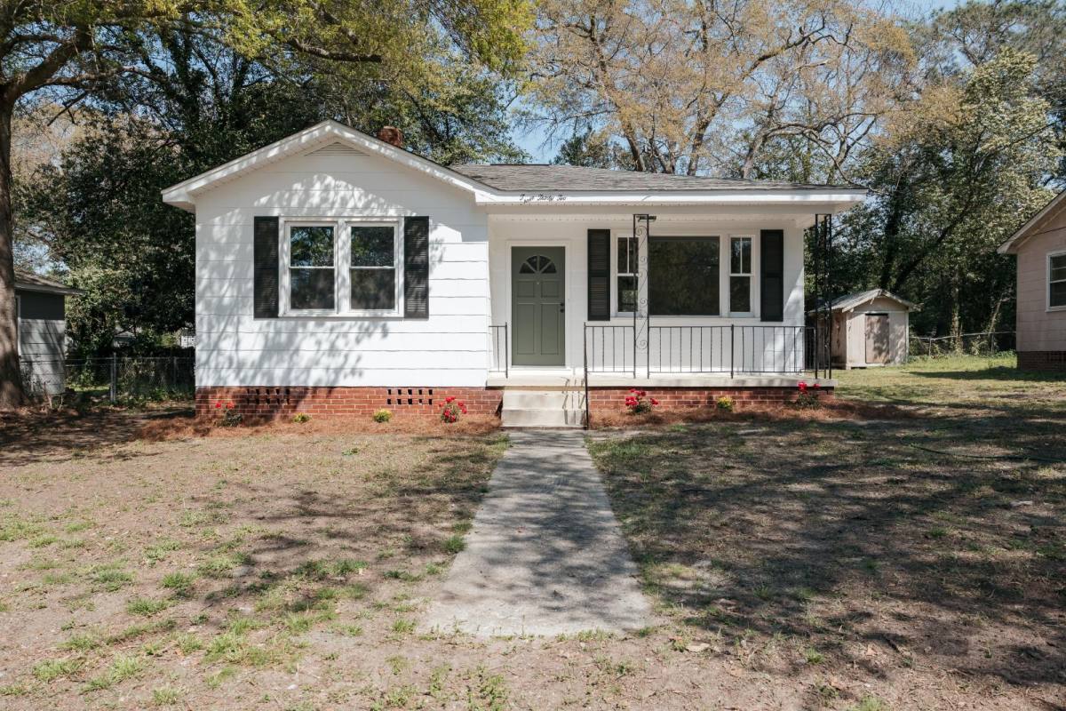 House for rent at 332 Guilford St, West Columbia, SC 29169