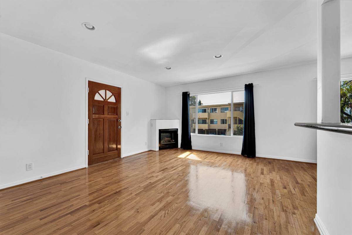 Apartment for rent at 1025 Idaho Ave #6, Santa Monica, CA 90403