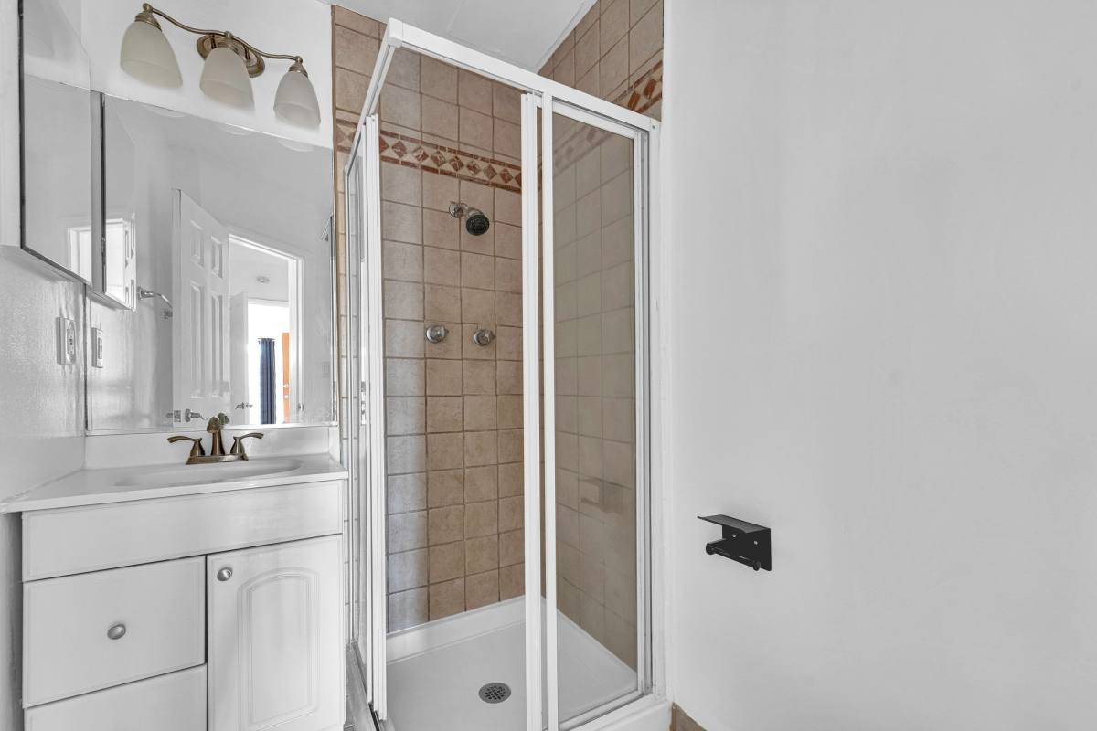 Apartment for rent at 1025 Idaho Ave #6, Santa Monica, CA 90403
