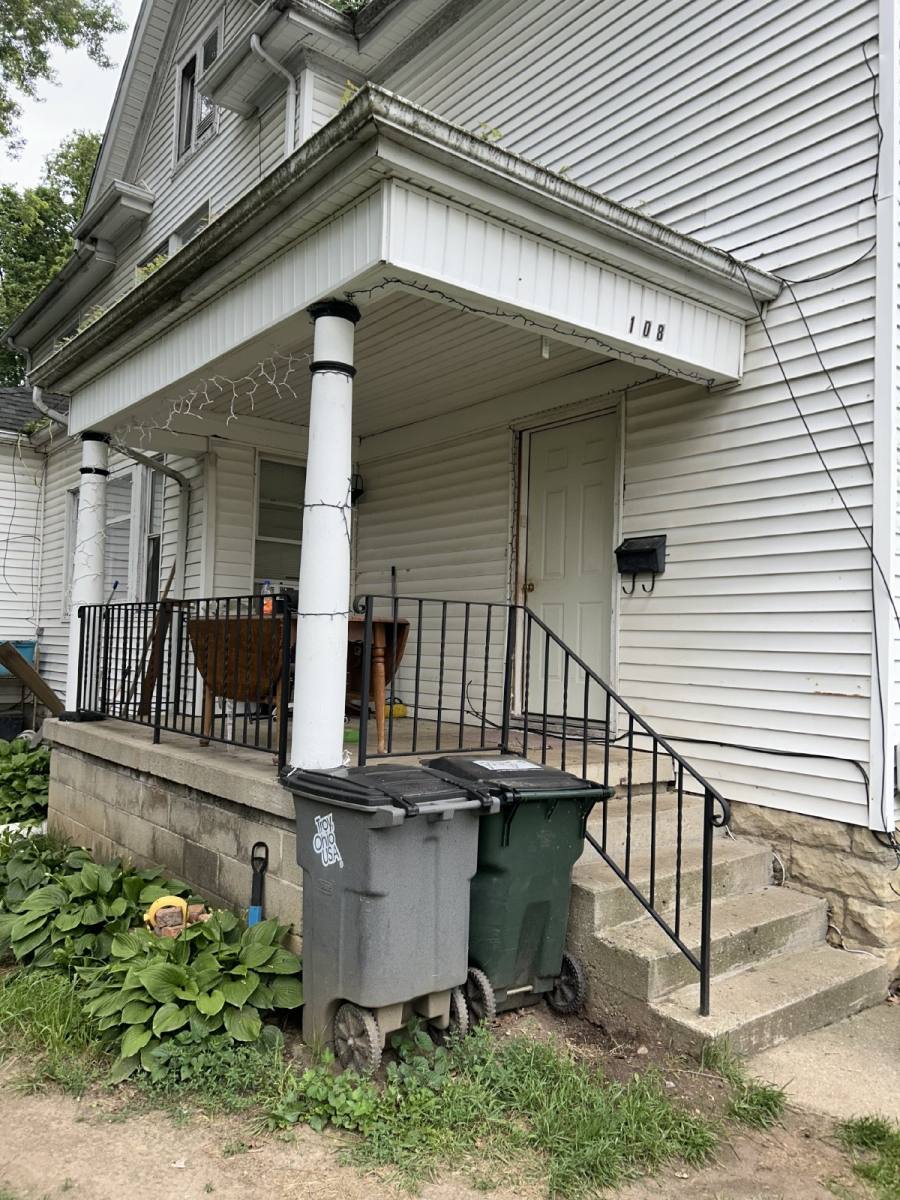 Apartment for rent at 108 Drury Lane, Troy, OH 45373