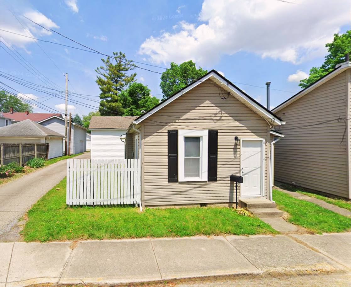 Apartment for rent at 108 Drury Lane, Troy, OH 45373