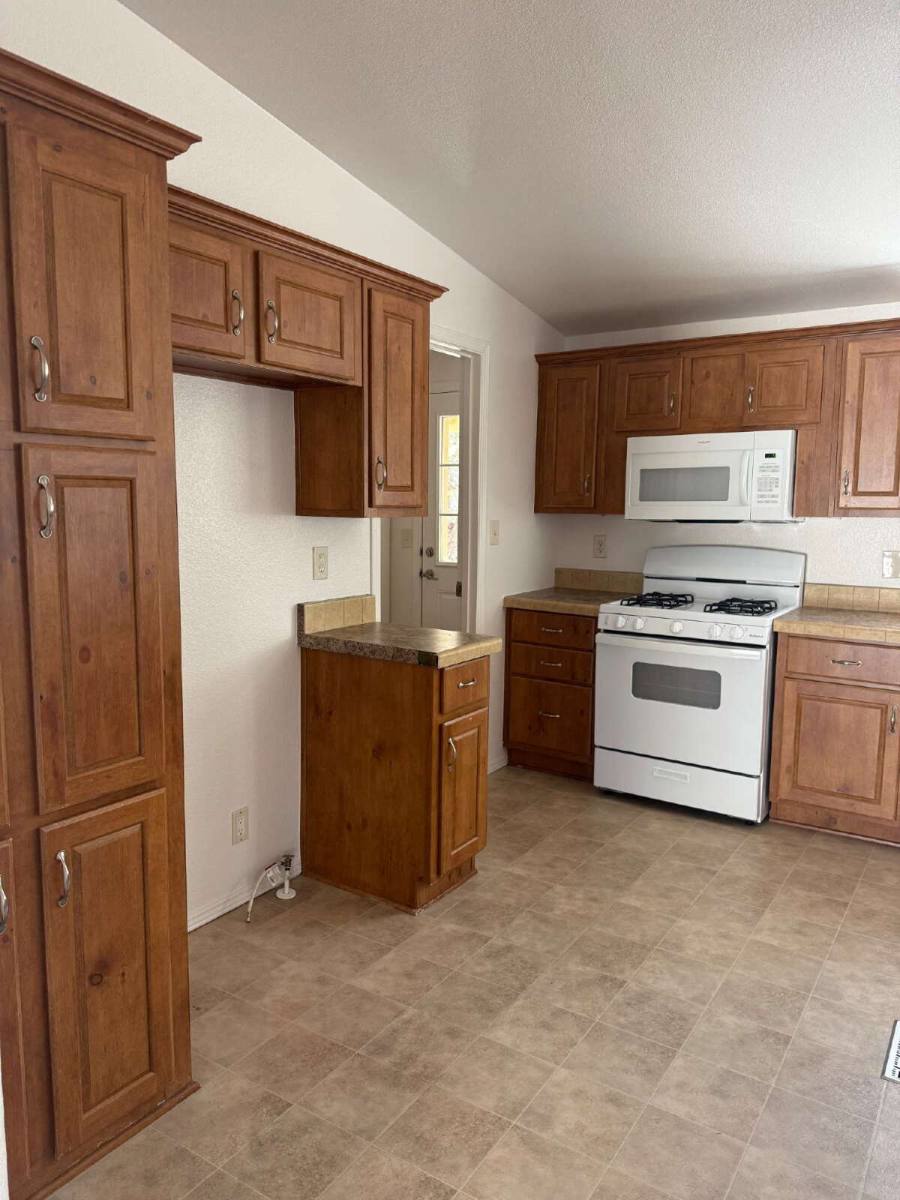House for rent at 841 S 11th Dr, Show Low, AZ 85901