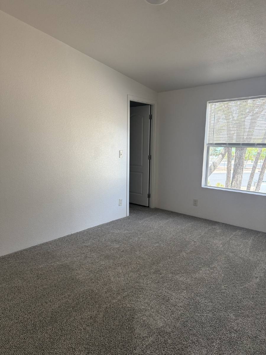House for rent at 841 S 11th Dr, Show Low, AZ 85901
