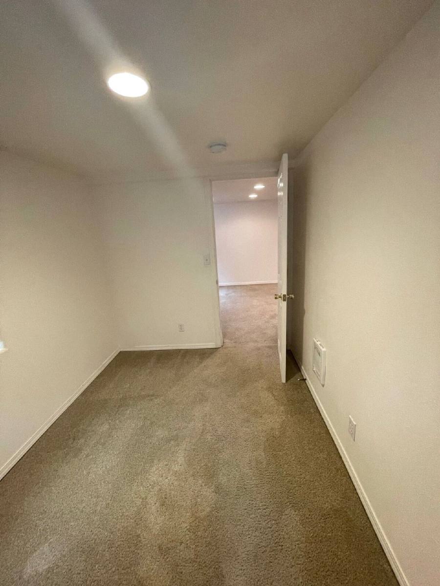 Apartment for rent at 1911 Kincaid St #6, Eugene, OR 97405