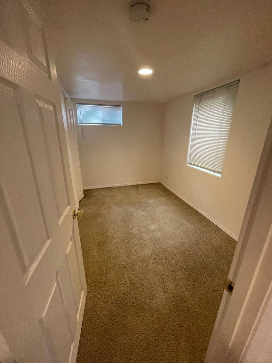 Apartment for rent at 1911 Kincaid St #6, Eugene, OR 97405