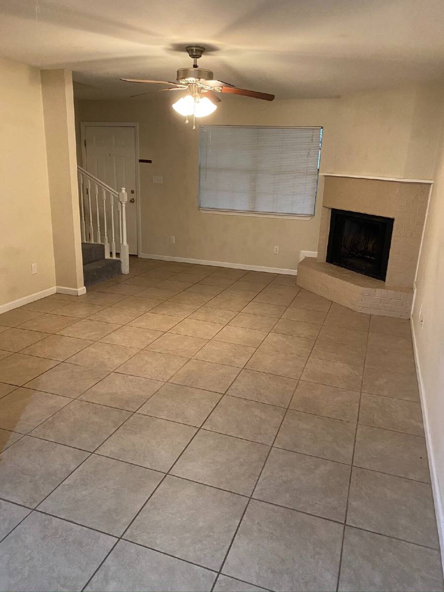 Townhouse for rent at 2440 Ramblewood Court #C, Tallahassee, FL 32303