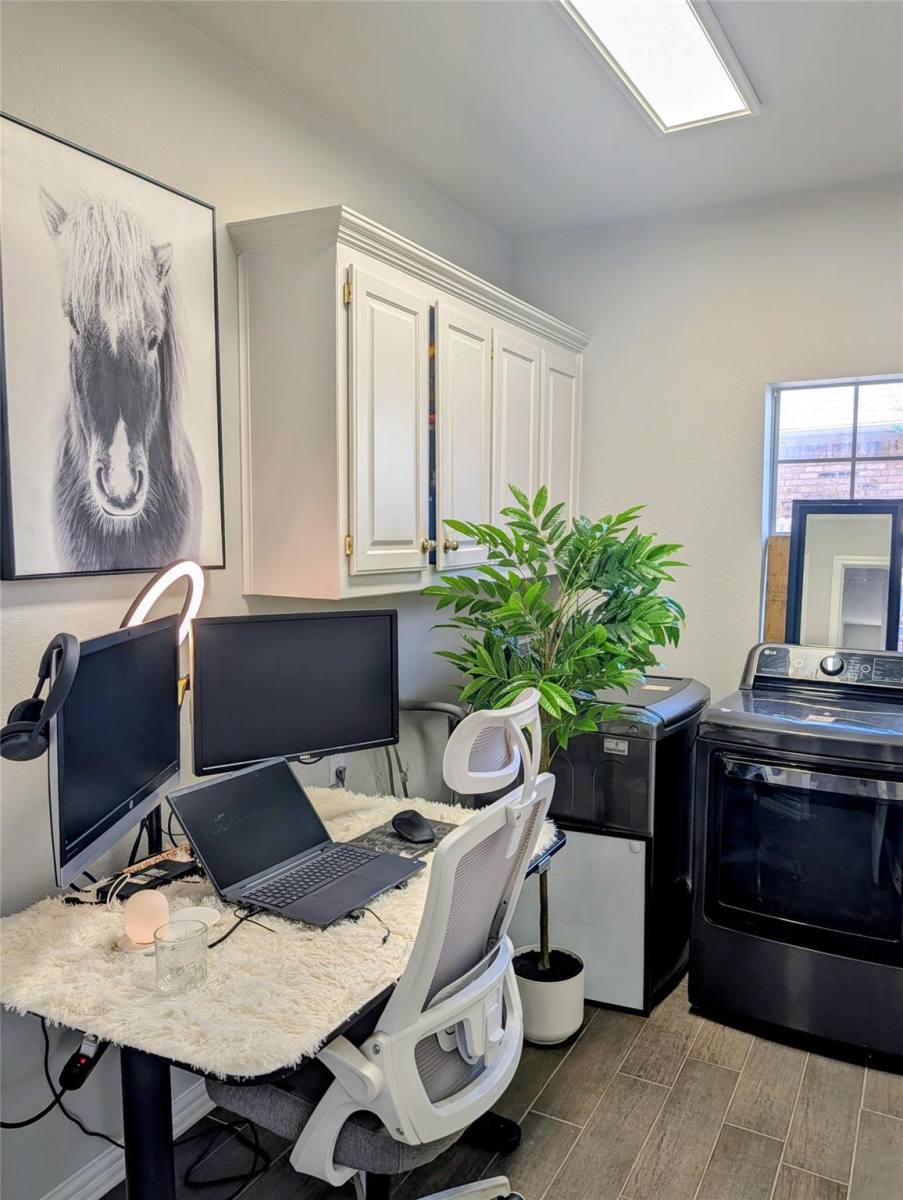 House for rent at 5108 Foxhaven Court, Arlington, TX 76017