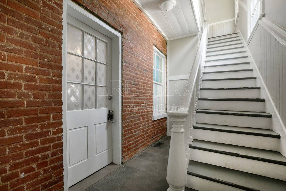 Apartment for rent at 1661 Story Ave #1, Louisville, KY 40206
