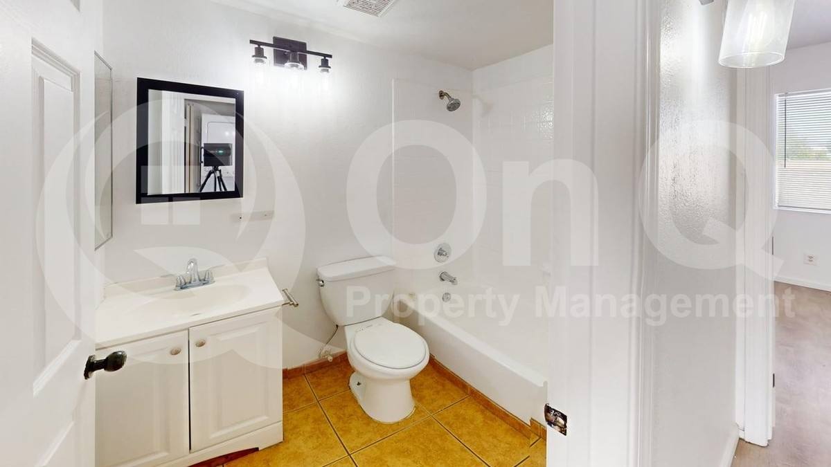 Apartment for rent at 15601 N 30th St #5, Phoenix, AZ 85032