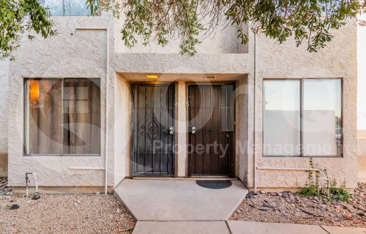 Apartment for rent at 15601 N 30th St #5, Phoenix, AZ 85032