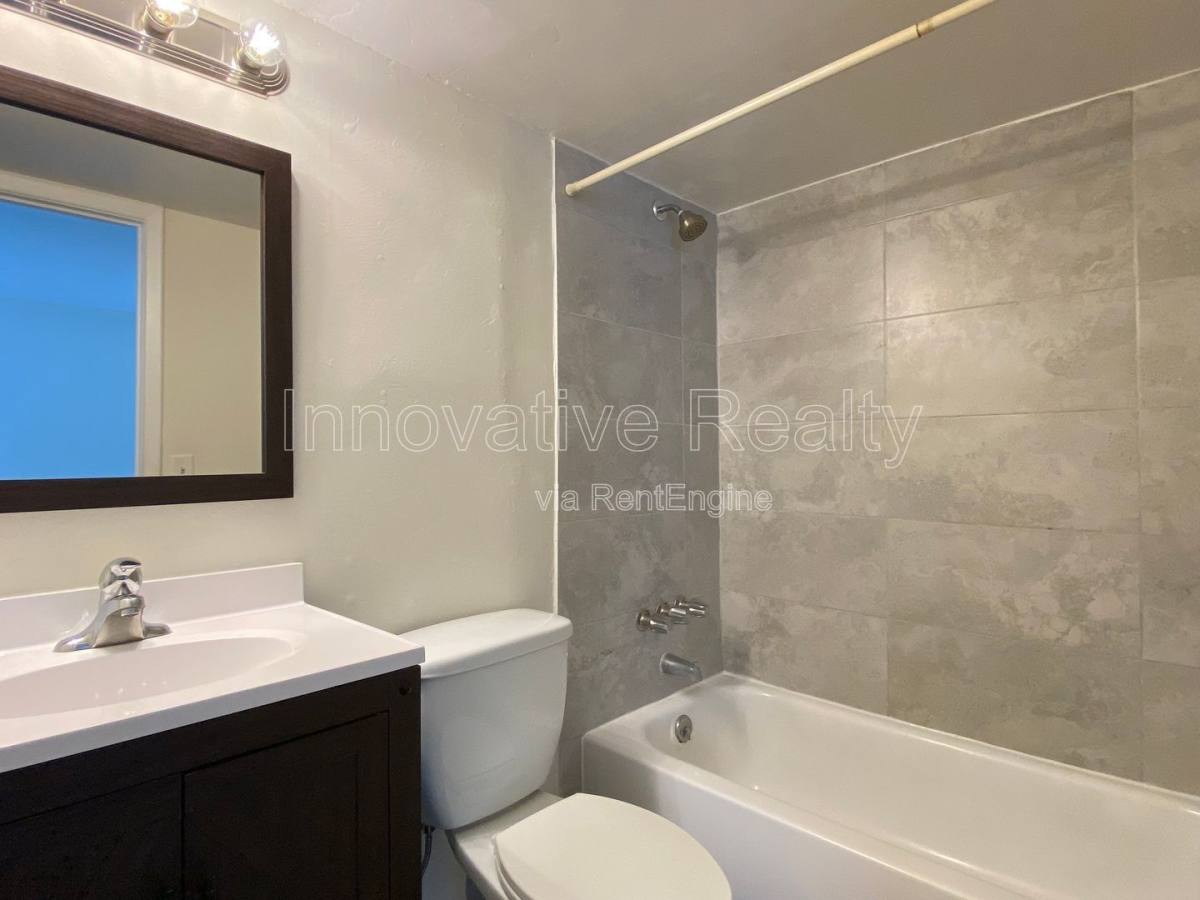 Apartment for rent at 5236 Davisson Ave, Orlando, FL 32810