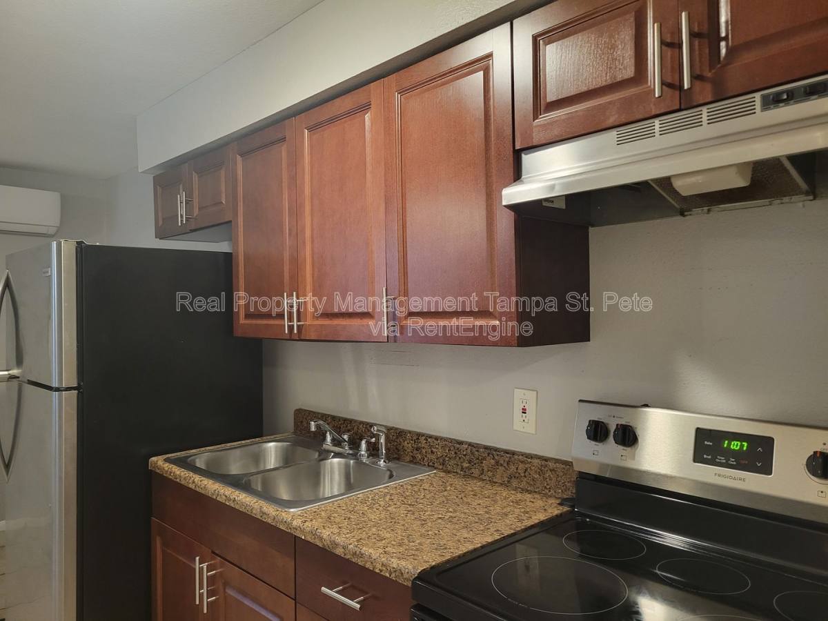 Apartment for rent at 402 W Amelia Ave #C, Tampa, FL 33602