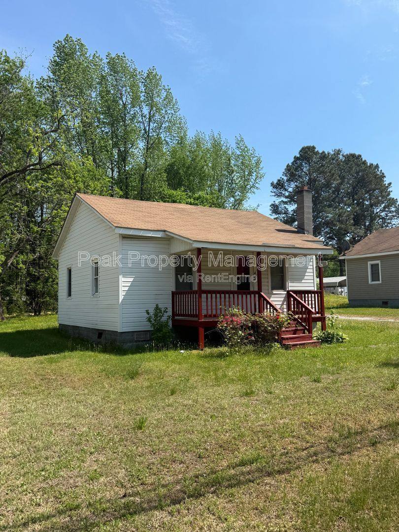 Apartment for rent at 41 Quarter Moon Rd, Emporia, VA 23847