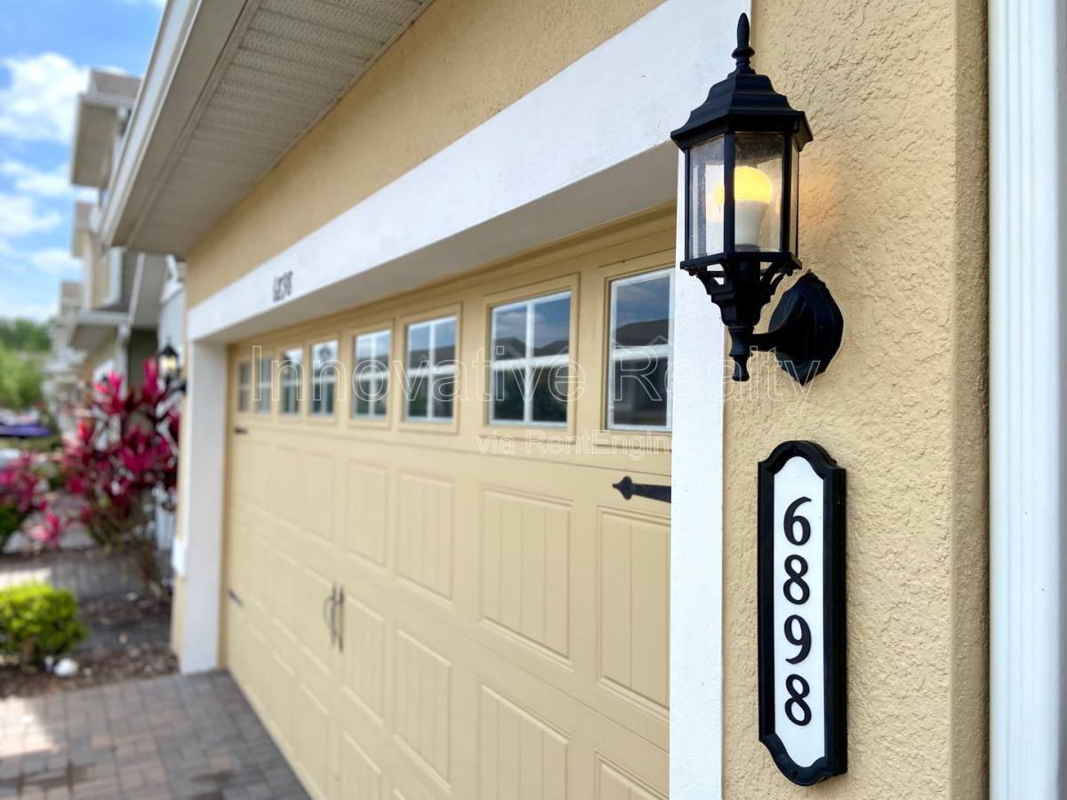 Townhouse for rent at 6898 Tussilago Way, Orlando, FL 32822