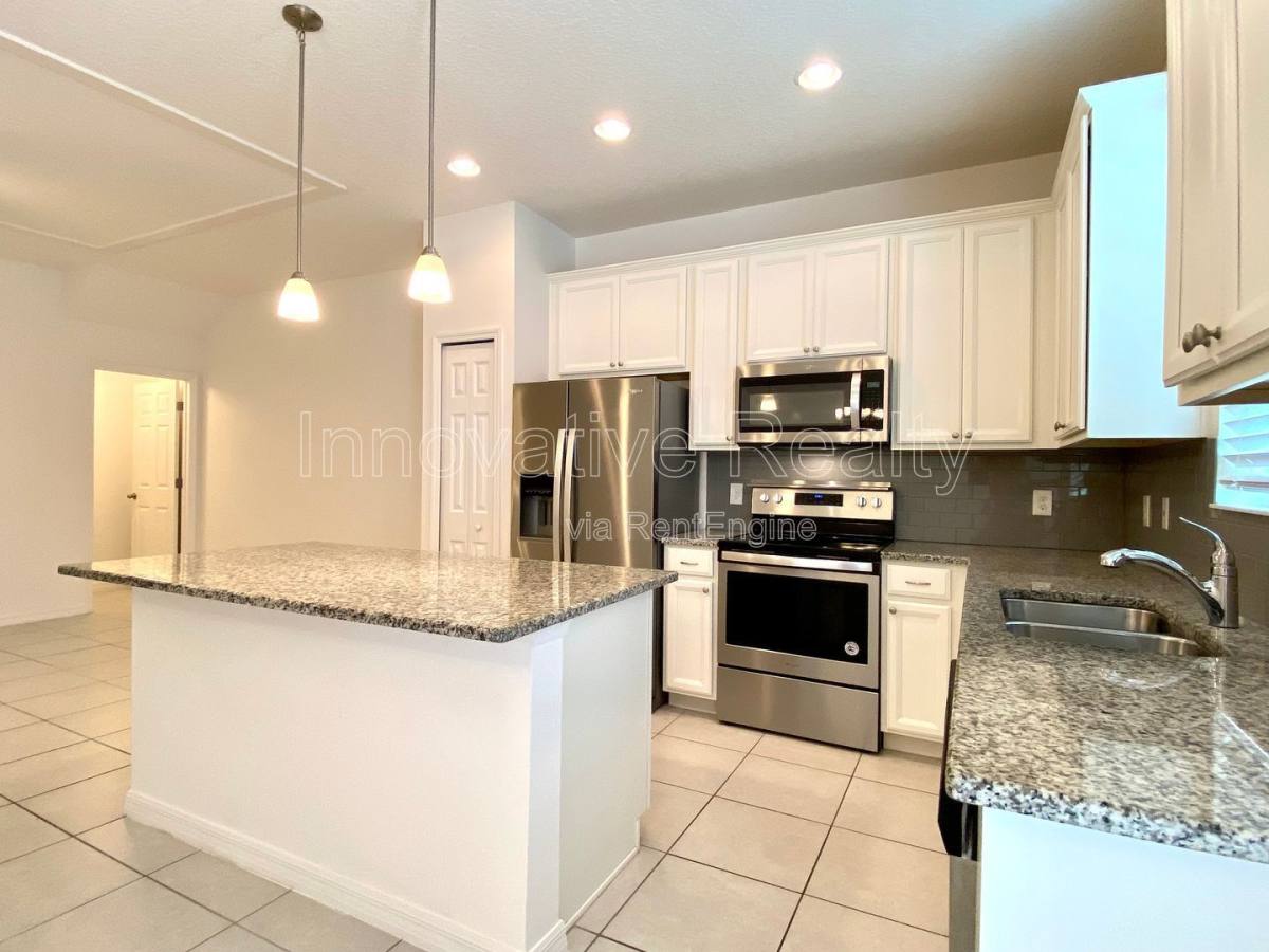 Townhouse for rent at 6898 Tussilago Way, Orlando, FL 32822