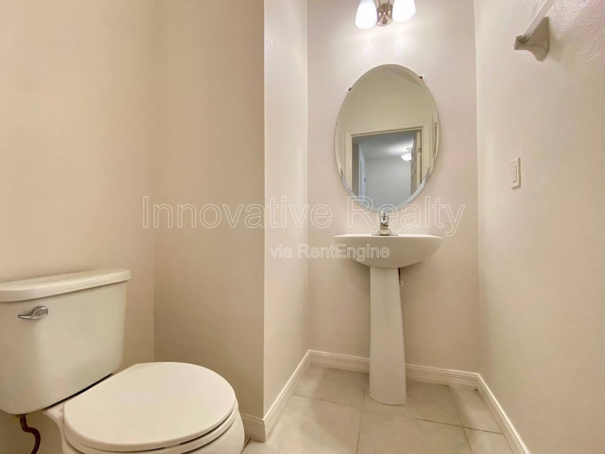 Townhouse for rent at 6898 Tussilago Way, Orlando, FL 32822