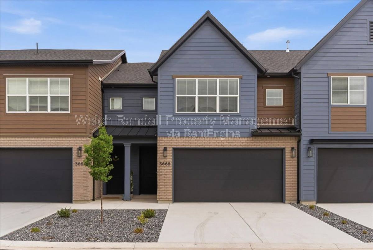 Townhouse for rent at 3668 S 4525 W, Ogden, UT 84401