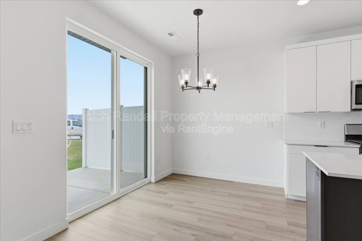 Townhouse for rent at 3668 S 4525 W, Ogden, UT 84401