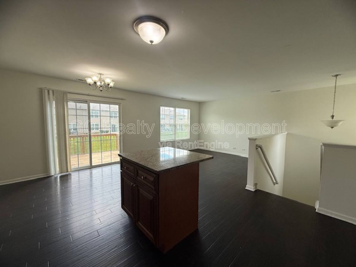 Apartment for rent at 1062 Turin Dr, Hampshire, IL 60140