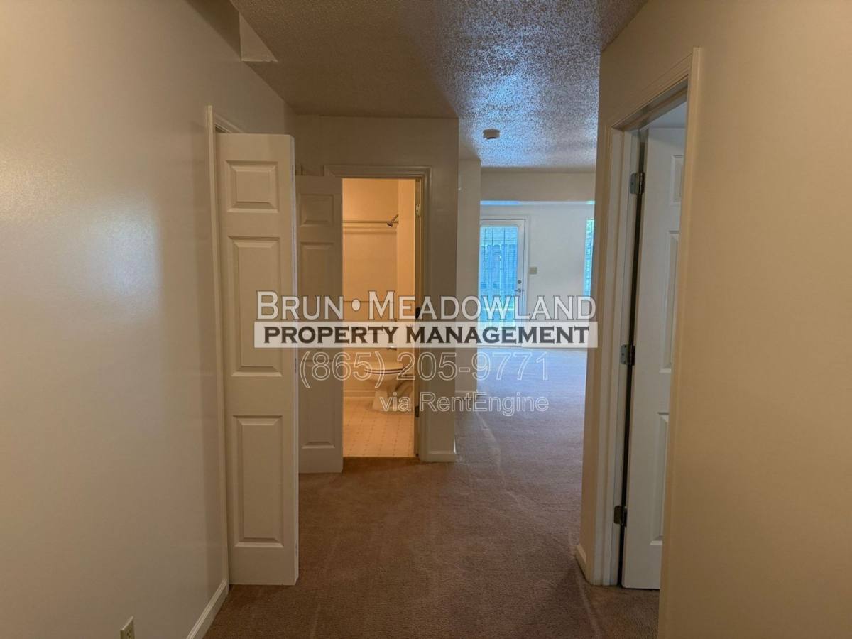 Townhouse for rent at 6523 Doe Creek Way, Knoxville, TN 37918