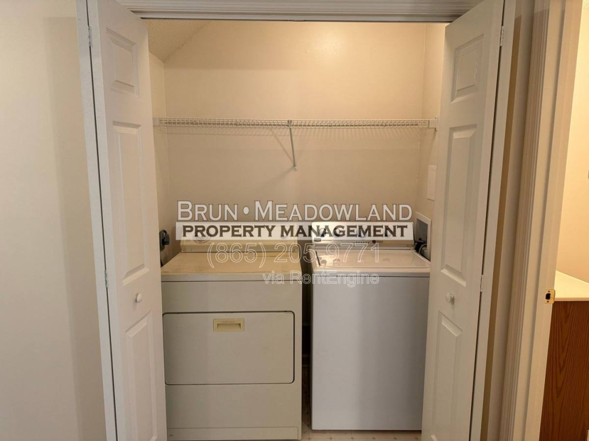 Townhouse for rent at 6523 Doe Creek Way, Knoxville, TN 37918