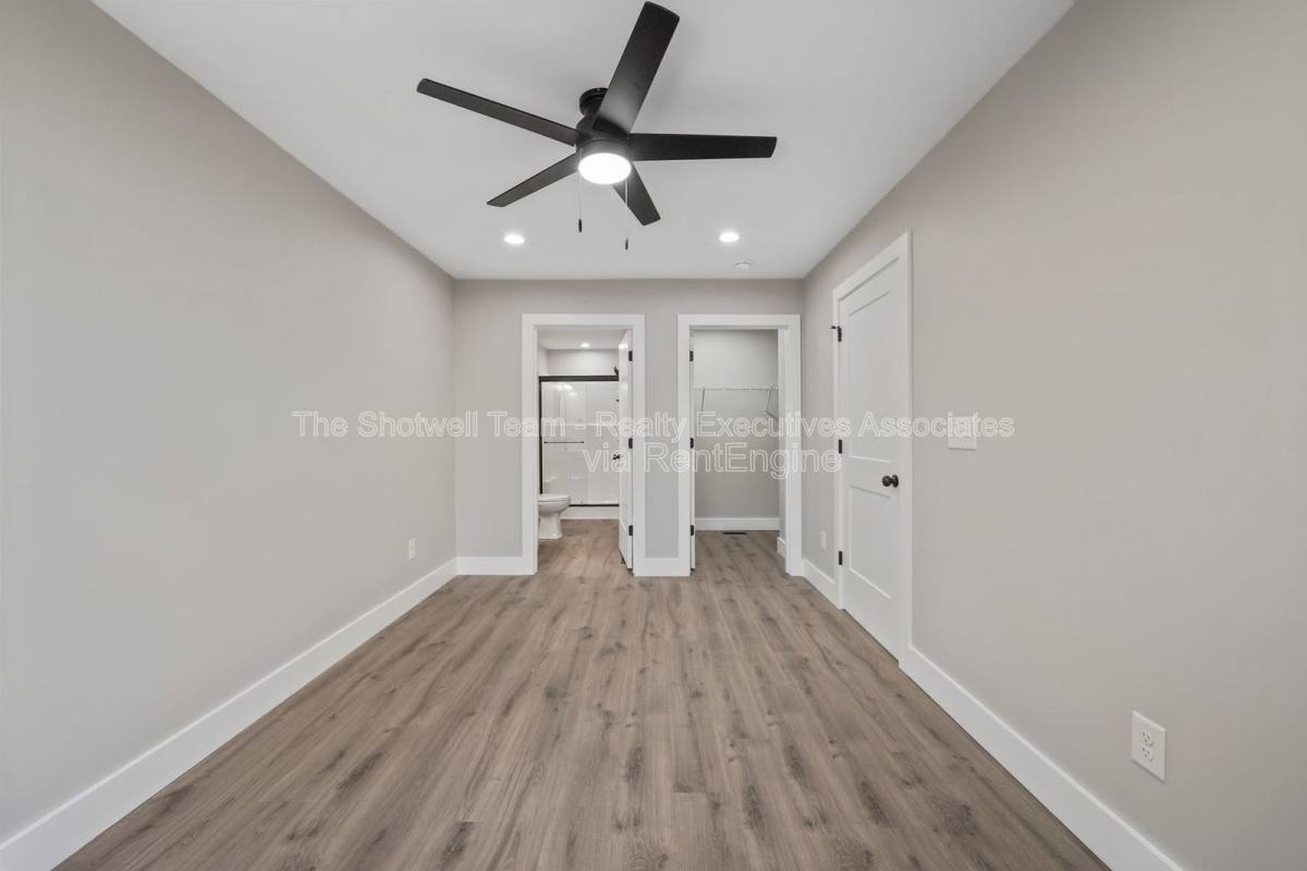 Apartment for rent at 2711 Tarleton Ave, Knoxville, TN 37914