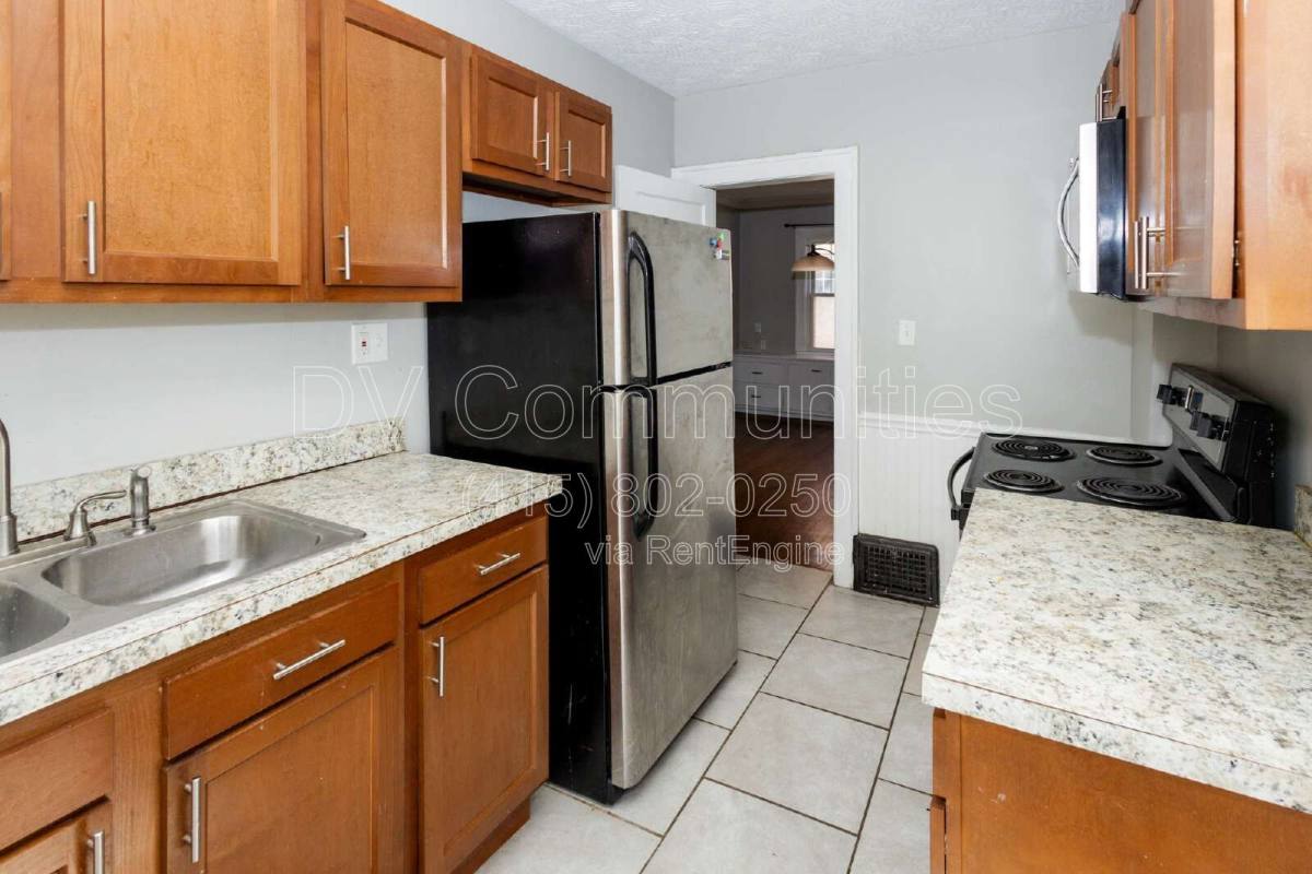 Apartment for rent at 3578 Ingleside Rd, Beachwood, OH 44122