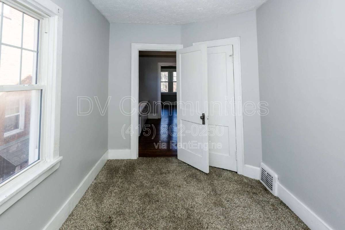 Apartment for rent at 3578 Ingleside Rd, Beachwood, OH 44122