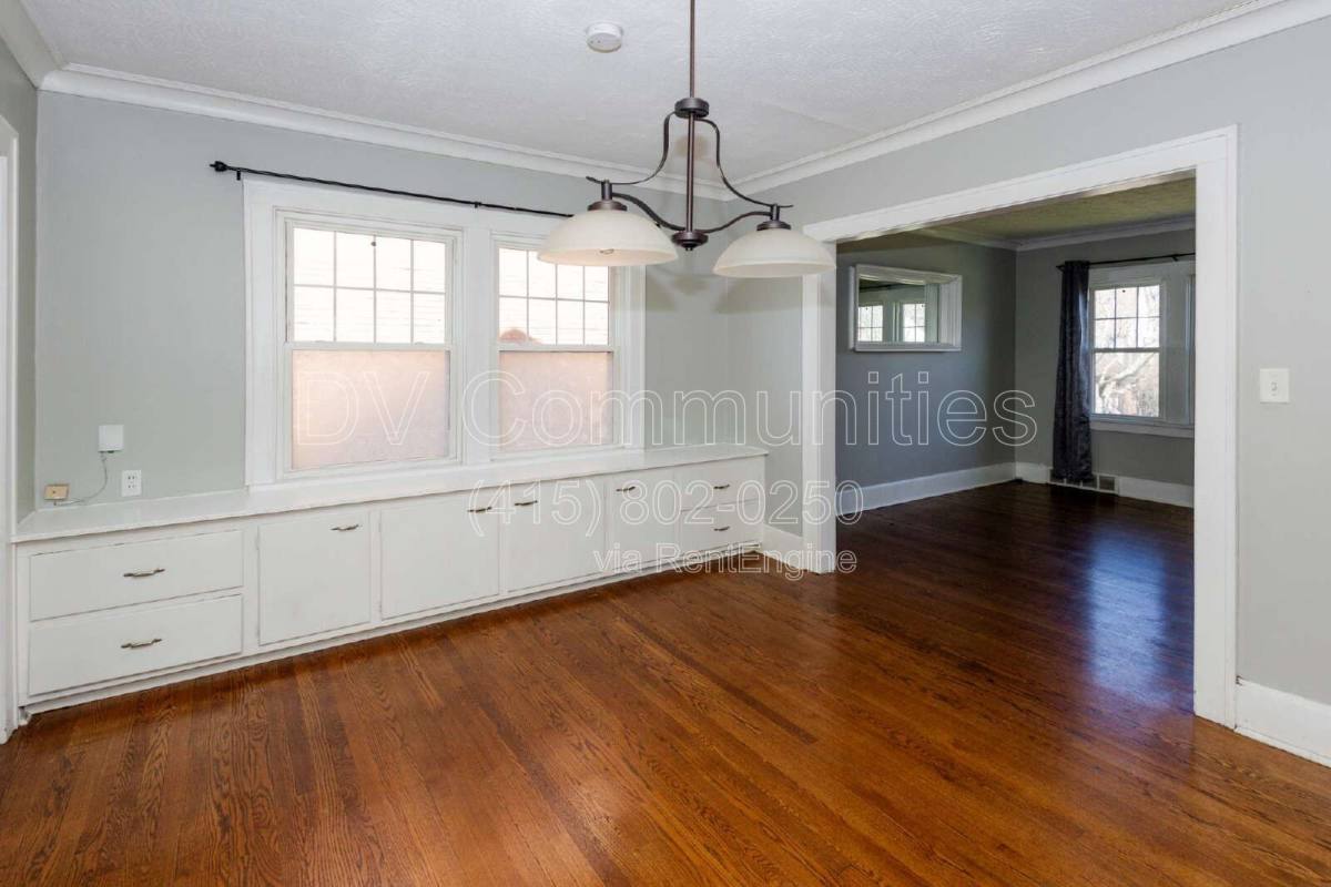 Apartment for rent at 3578 Ingleside Rd, Beachwood, OH 44122