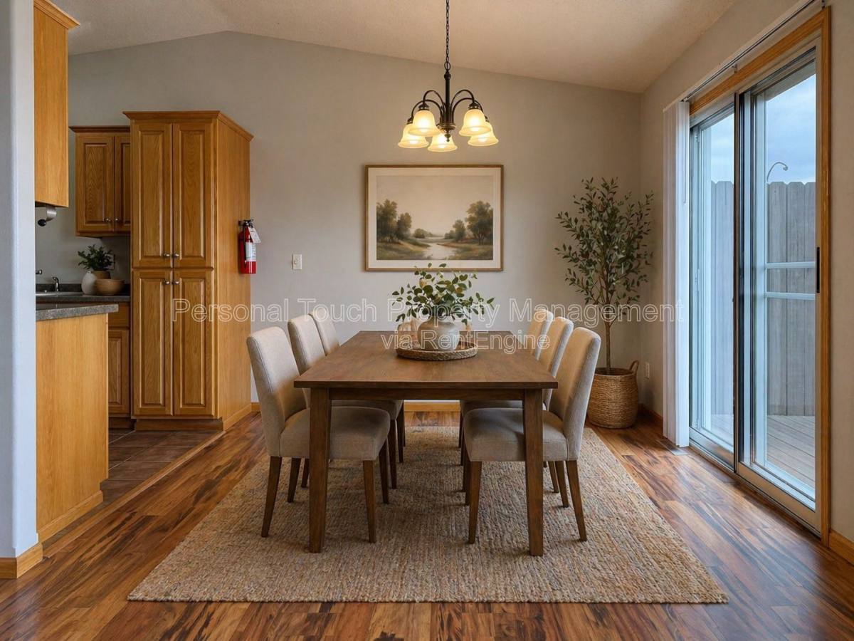 House for rent at 1143 39th Ave S, Moorhead, MN 56560