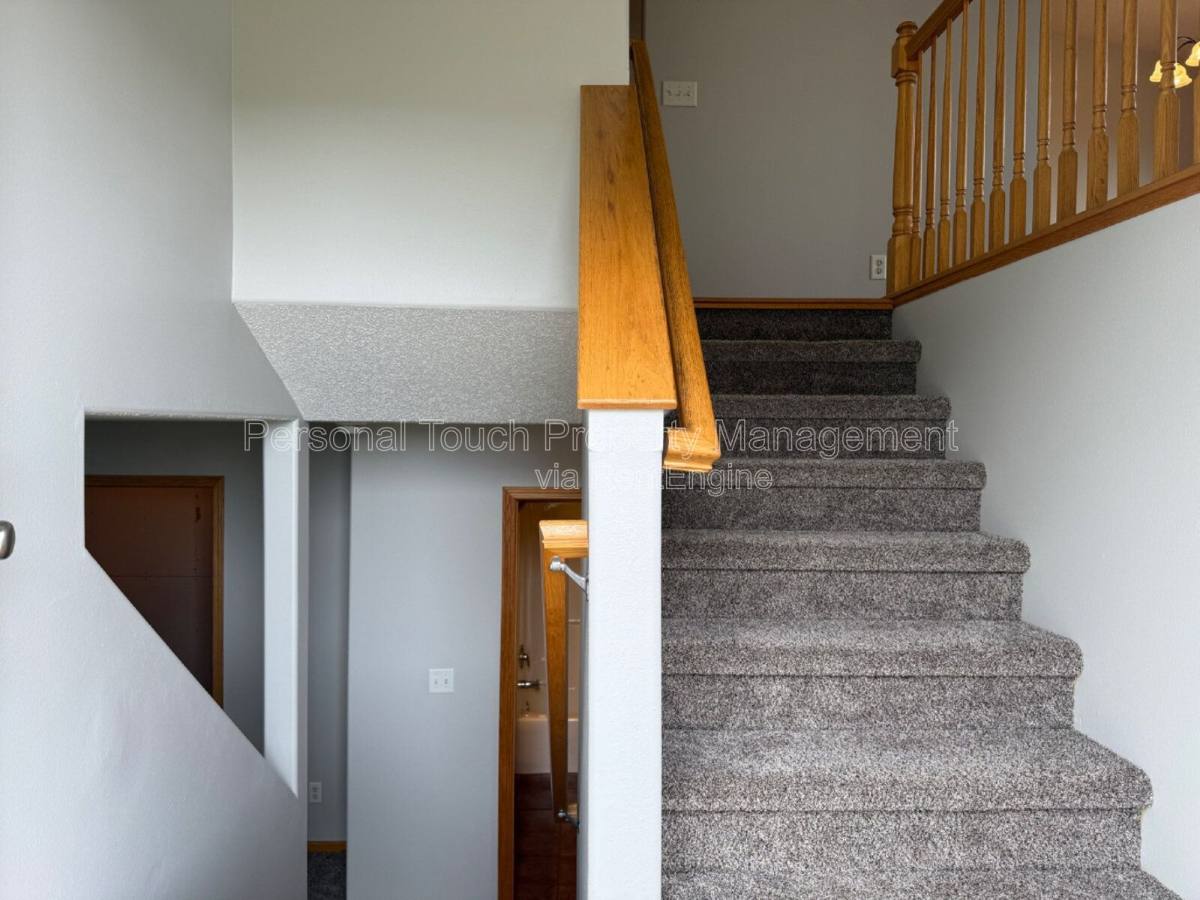 House for rent at 1143 39th Ave S, Moorhead, MN 56560