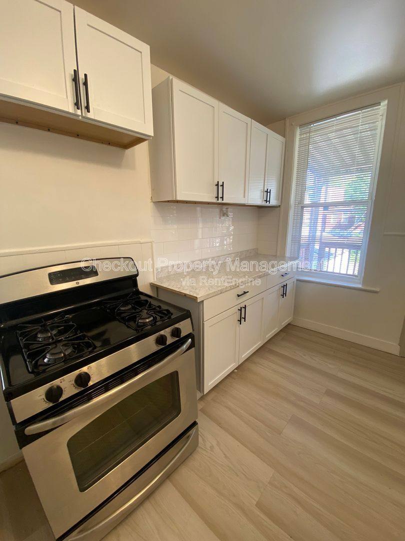 Apartment for rent at 6436 Idaho Ave, Saint Louis, MO 63111