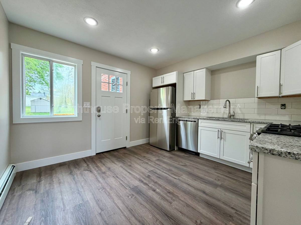 Apartment for rent at 3253 Charlesgate Ave SW #C, Wyoming, MI 49509